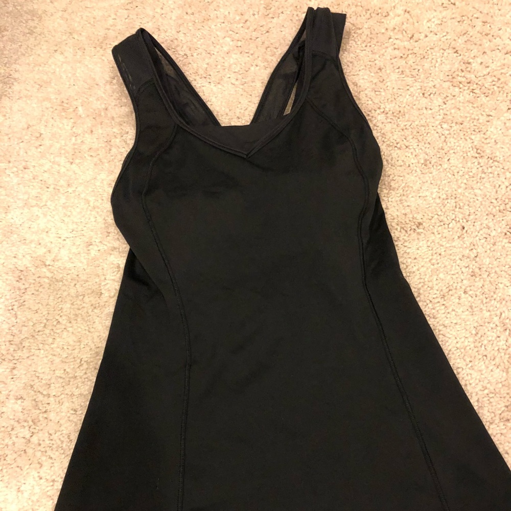 Lululemon top